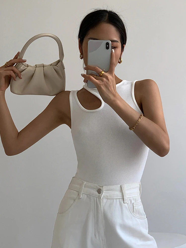 Casual y2k White Cut Out Women's Tank Tops Sleeveless Slim T Shirts Female Clothing 2024 Summer Fashion crop top women camisetas - Image 3